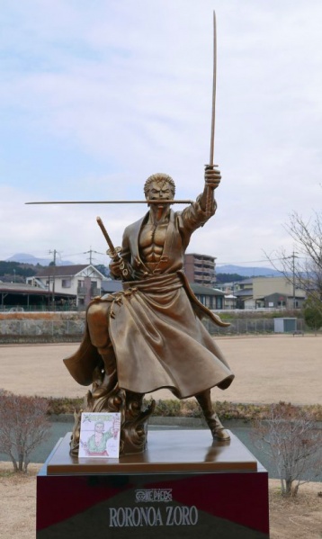 Datei:Zorro Statue Kumamoto.jpg